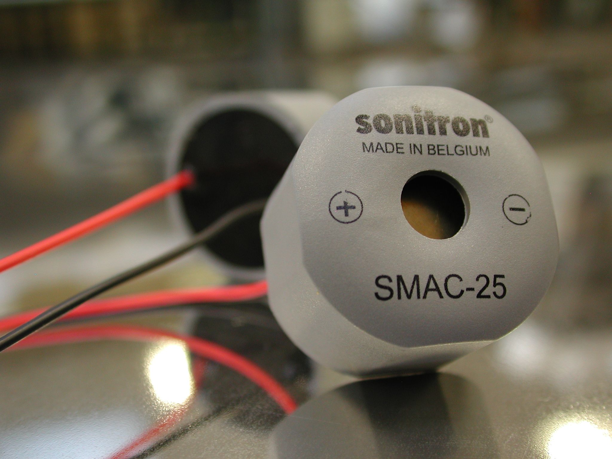 Buzzers para piezo alarmas y sirenas en entornos adversos