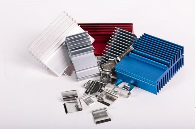Disipadores de calor y placas de refrigeración líquida