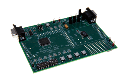 Primer plano del CAN controller HI-3110H en una placa de circuito para aviónica.